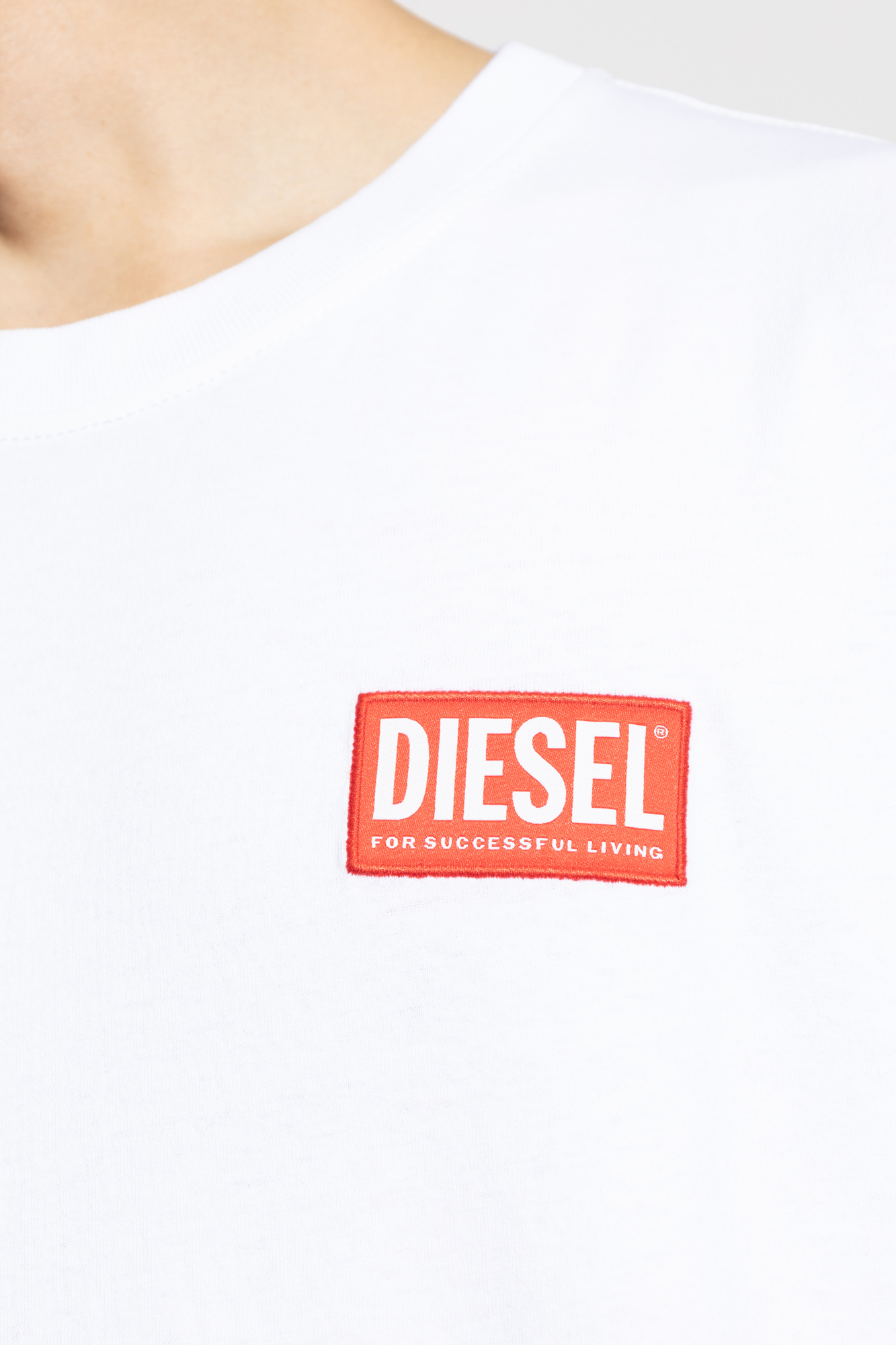 ★DIESEL★ T Boxt LAB T-Shirt Light Green A149470NIAR5CA A14 Men's T-shirt with jacquard logo patch | White | Diesel